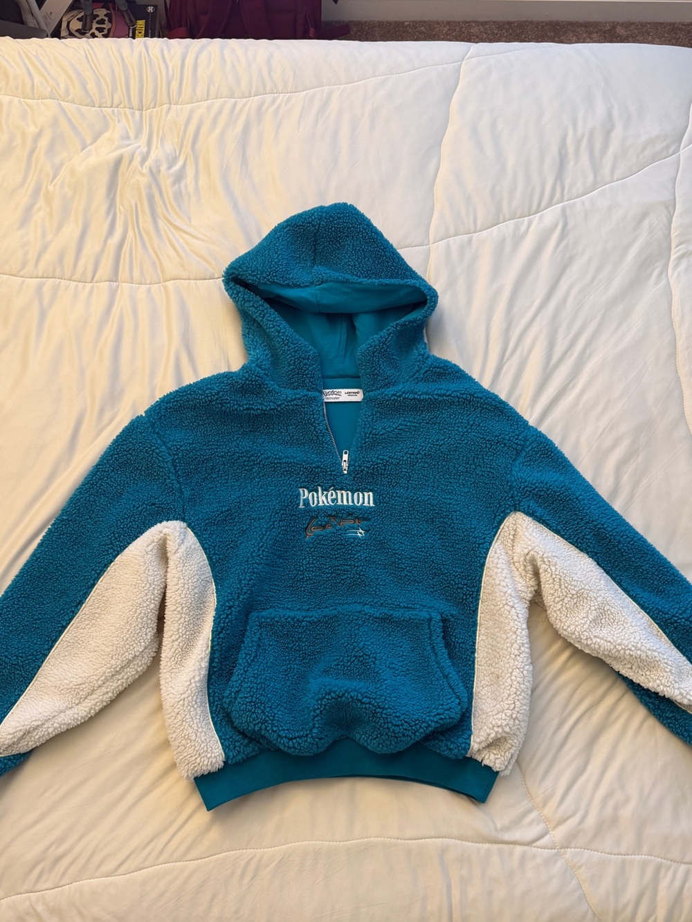 Pokémon x Loiter Snorlax Sherpa Hoodie – Size M